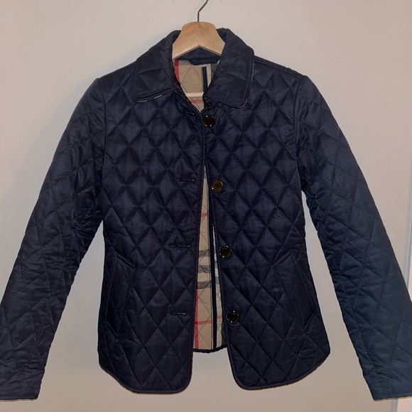 WOMEN’S JACKET SIZE MEDIUM - Picture 4 of 6